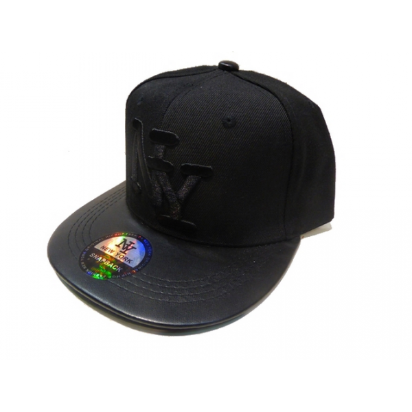 Casquette NY simili cuir  5,95 € HT  Réf 7779