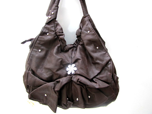 SAC A MAIN BANDOULIERE REF 5111 3.95€ HT 