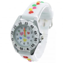 Montre analogique imprimée de cœurs multicolores