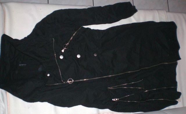 Vend lot de 1500 pieces de vetements hommes et femmes de marque a prix imbattables