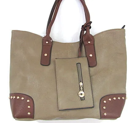 Sac à main clouté simili cuir 7,95 € HT