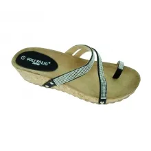 Sandales noires serties de strass
