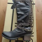 Vend lot de chaussures femmes de marque molly braken a petit prix