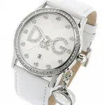 La marque de montre: D & G, Armani, Chanel, Louis Vuitton