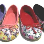 Ballerine fleurie fillette 3,95 € HT/unité
