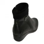Bottines noires avec fourrures