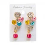 Boucles d'oreilles ornées de pierres précieuses