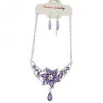 Parure glamour sertie de pierres