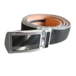 Jolie ceinture en cuir avec boucle rectangulaire 