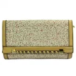 Pochette chic agrémentée de dentelle