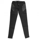 Pantalon noir orné de tissu strié