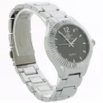 Montre en métal très chic pour femme