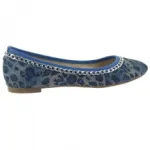 Ballerines léopard bleues ornées de chaîne