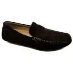 Mocassins homme avec détail sur la languette