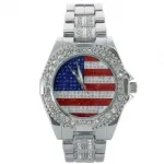 Montre bijou dorée avec drapeau américain et strass