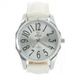 Montre-bracelet avec boîtier à angles