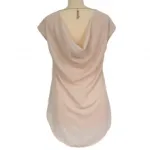 Top orné de motif fantaisie clouté 