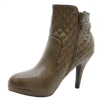 Bottines matelassées avec brides bouclées