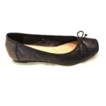 Ballerines chics avec nœud décoratif devant