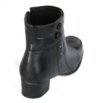 Bottines femme décorées de strass et boutons