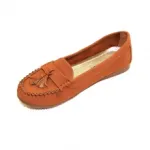 Mocassins décorés de pompons 
