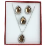 Coffert cadeau parure ornée de pierres facettées pour femme