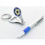 Coffret cadeau avec stylo et coupe-ongles à porte-clés