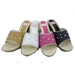 Sandale à talon strass Réf 9509 5,50 € HT/unité